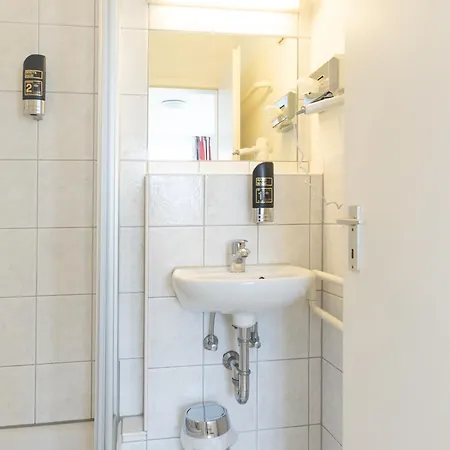 Traube, Ludwigshafen, Bodensee, Seenah Gelegen Couette-café Bodman-Ludwigshafen